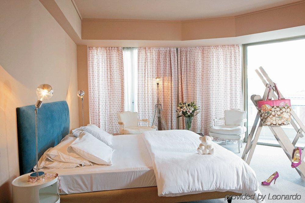 Hotel 2Fashion House Athén Szoba fotó